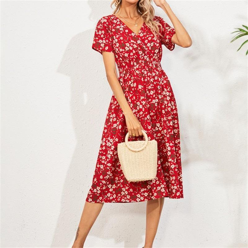 Robe à taille élastique florale élégante et à la mode