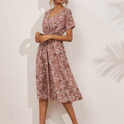 Robe à taille élastique florale élégante et à la mode