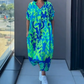 💎 49% DE RÉDUCTION ! 💎 Robe Élégante Col V – Tissu Respirant, Imprimé Tendance & Coupe Ample (Vert/Bleu/Jaune | S–3XL) ☕🕊️