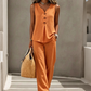 Ensemble femme avec top sans manches boutonné et pantalon ample